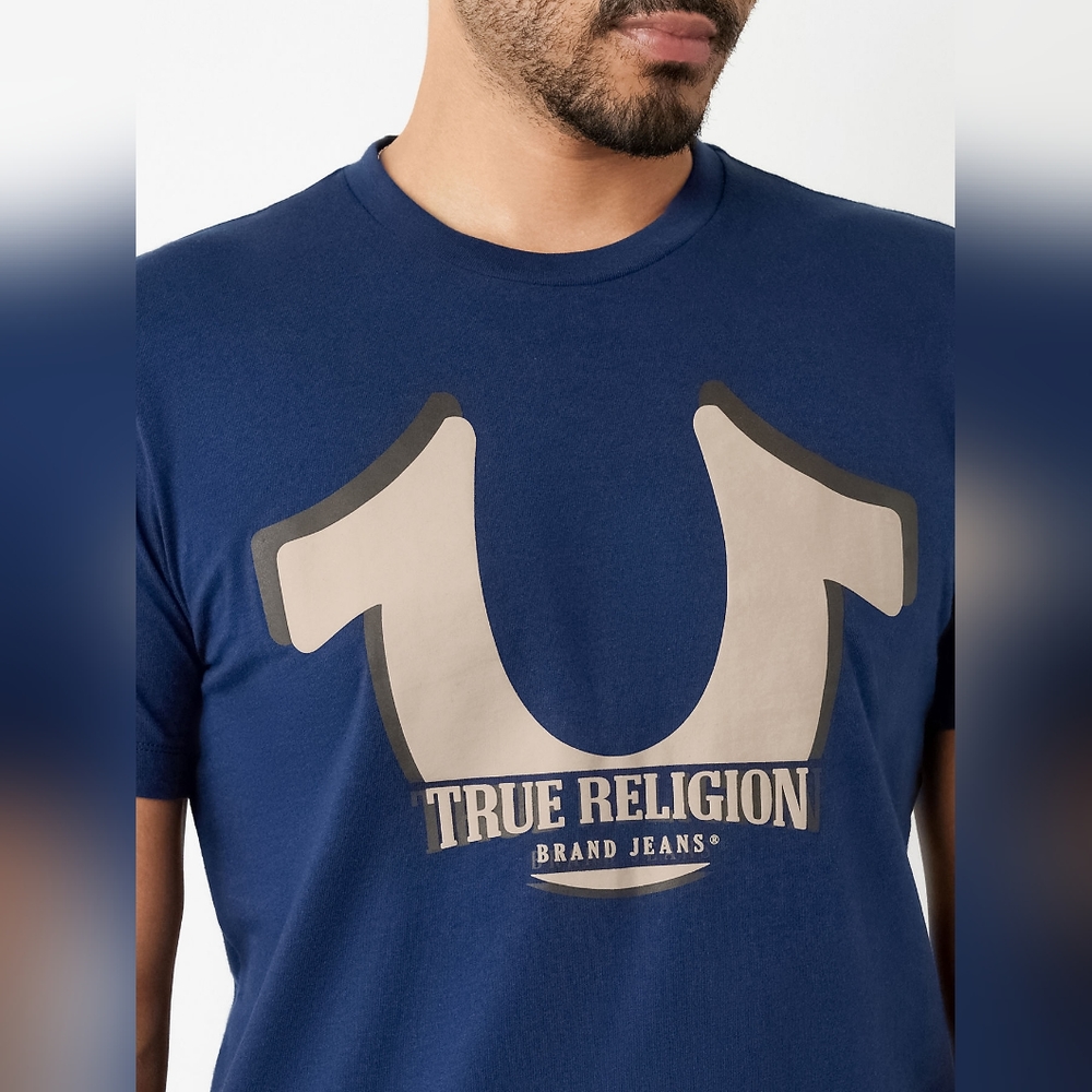 HORSESHOE LOGO SHORT SLEEVE TEE BY TRUE RELIGION. SIZE XXXL - Picture 3 of 4